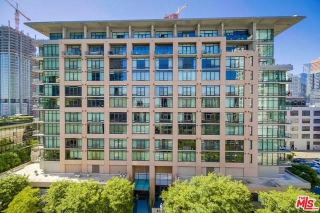 1111 S GRAND Avenue PH6, Los Angeles, CA 90015