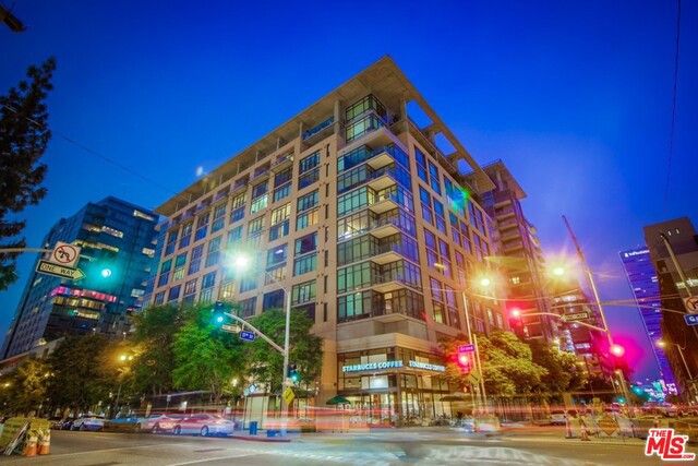 1111 S GRAND Avenue PH6, Los Angeles, CA 90015