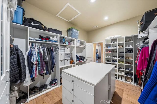 33699 Spring Brook, Temecula, CA 92592