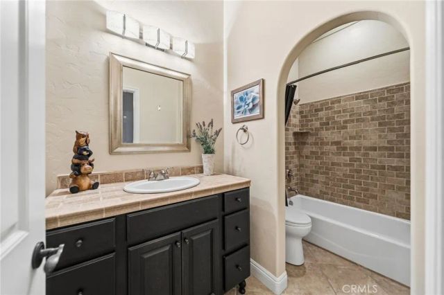 33699 Spring Brook, Temecula, CA 92592