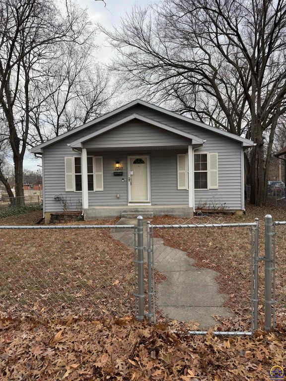 1210 SW Lincoln ST, Topeka, KS 66604