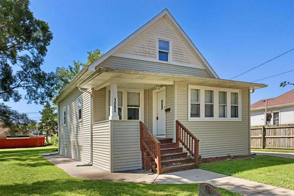 1503 68th STREET, Kenosha, WI 53143