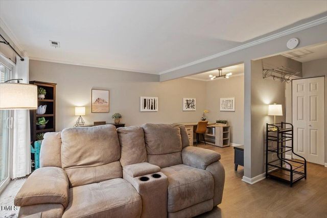 220 Elizabeth Street Apt E5, Chapel Hill, NC 27514