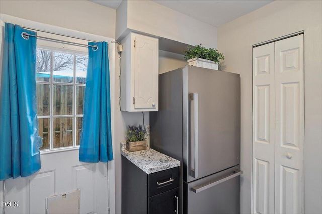 220 Elizabeth Street Apt E5, Chapel Hill, NC 27514