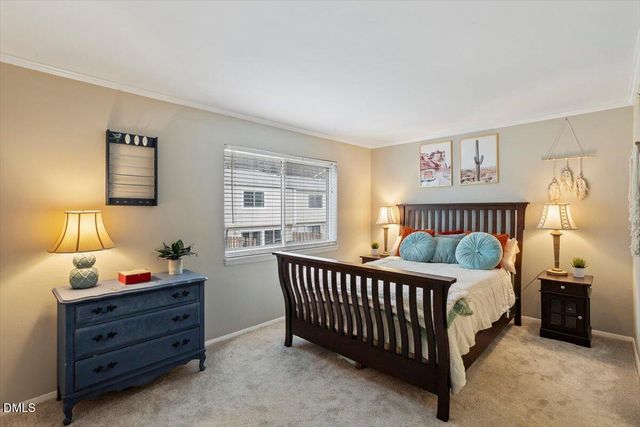 220 Elizabeth Street Apt E5, Chapel Hill, NC 27514