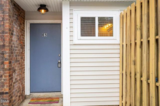 220 Elizabeth Street Apt E5, Chapel Hill, NC 27514