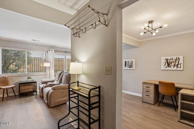 220 Elizabeth Street Apt E5, Chapel Hill, NC 27514