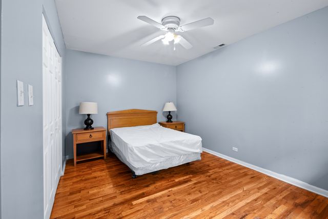 1303 E 71st Place 1N, Chicago, IL 60619