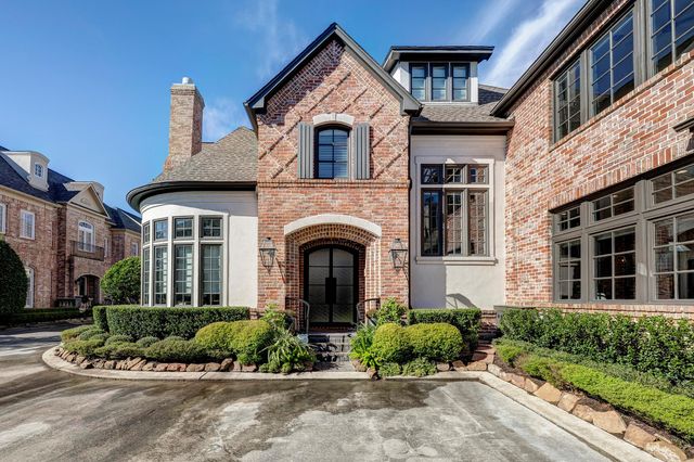 9 Upperway Lane, Houston, TX 77056