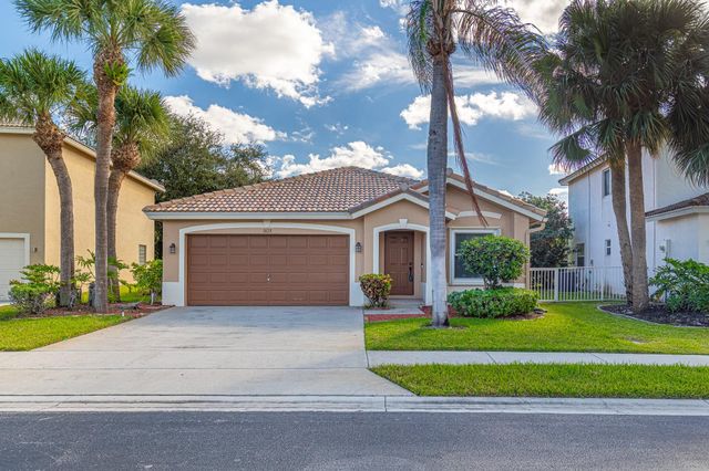 1825 Magliano Dr, Boynton Beach, FL 33436