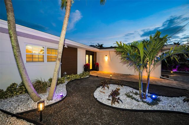 16353 REDINGTON DRIVE, Redington Beach, FL 33708