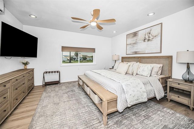 16353 REDINGTON DRIVE, Redington Beach, FL 33708