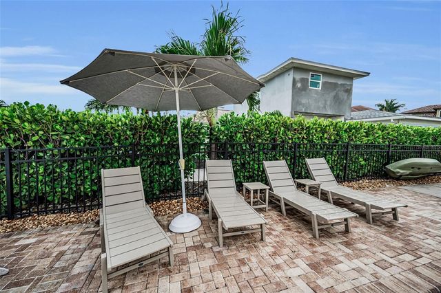 16353 REDINGTON DRIVE, Redington Beach, FL 33708