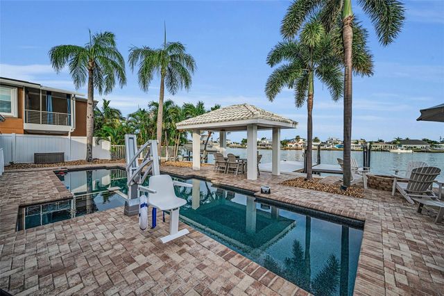 16353 REDINGTON DRIVE, Redington Beach, FL 33708
