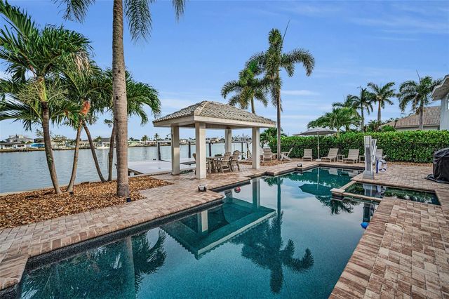 16353 REDINGTON DRIVE, Redington Beach, FL 33708