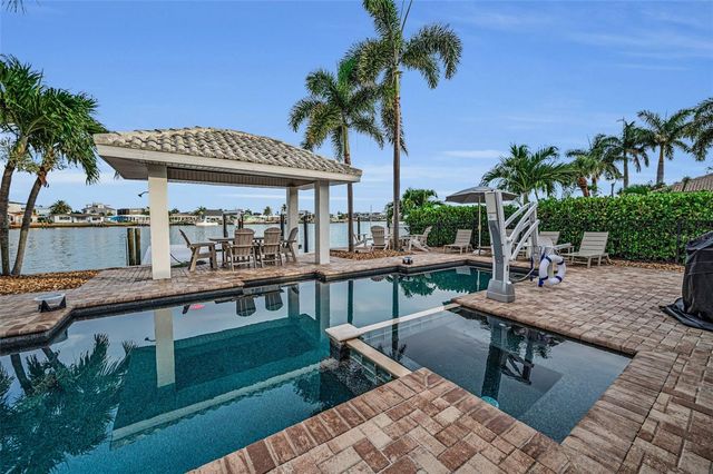 16353 REDINGTON DRIVE, Redington Beach, FL 33708