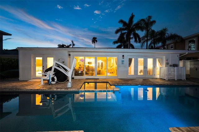 16353 REDINGTON DRIVE, Redington Beach, FL 33708