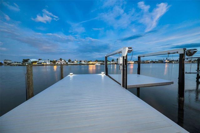 16353 REDINGTON DRIVE, Redington Beach, FL 33708