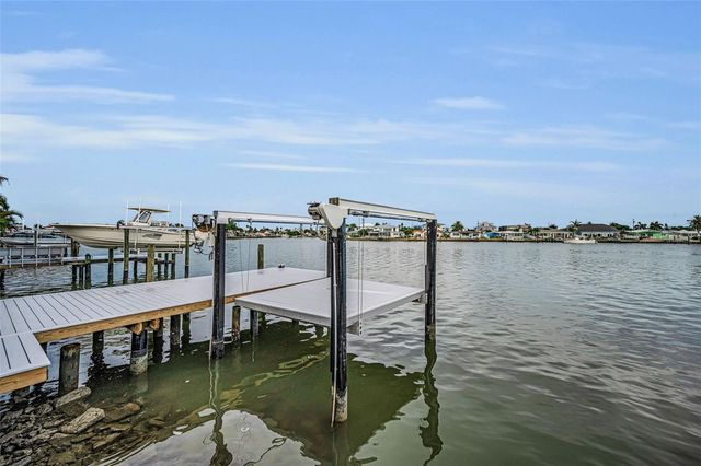 16353 REDINGTON DRIVE, Redington Beach, FL 33708