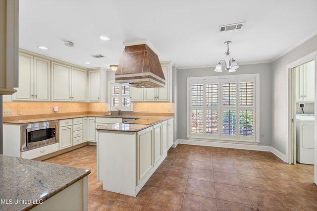 25 Bayou View Drive, Gulfport, MS 39507