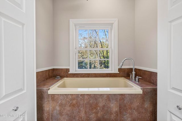 25 Bayou View Drive, Gulfport, MS 39507