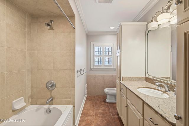 25 Bayou View Drive, Gulfport, MS 39507