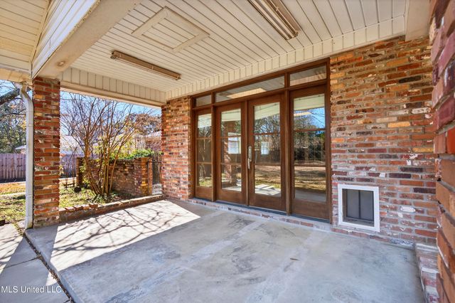 25 Bayou View Drive, Gulfport, MS 39507