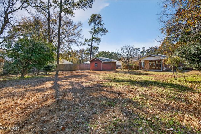 25 Bayou View Drive, Gulfport, MS 39507