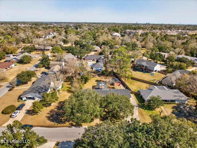 25 Bayou View Drive, Gulfport, MS 39507