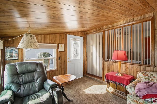 W10707 Airport Drive, Lodi, WI 53555