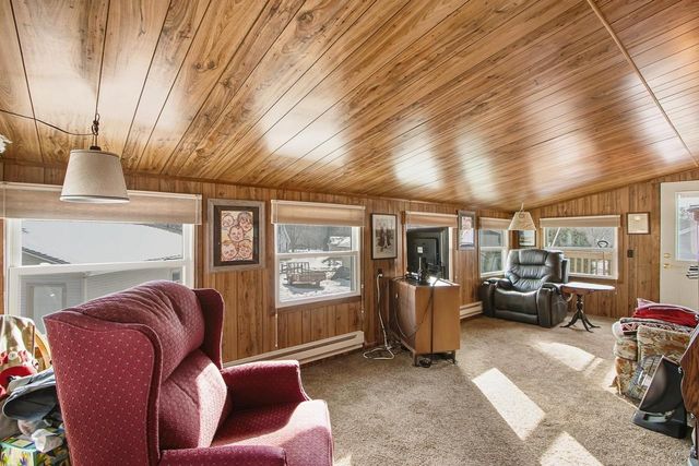 W10707 Airport Drive, Lodi, WI 53555