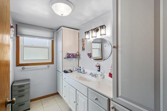 W10707 Airport Drive, Lodi, WI 53555