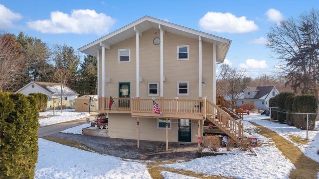 W10707 Airport Drive, Lodi, WI 53555
