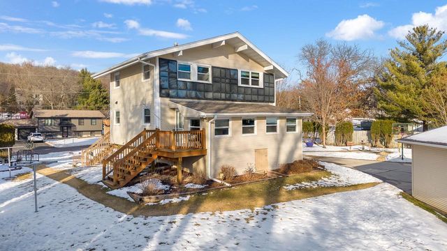 W10707 Airport Drive, Lodi, WI 53555