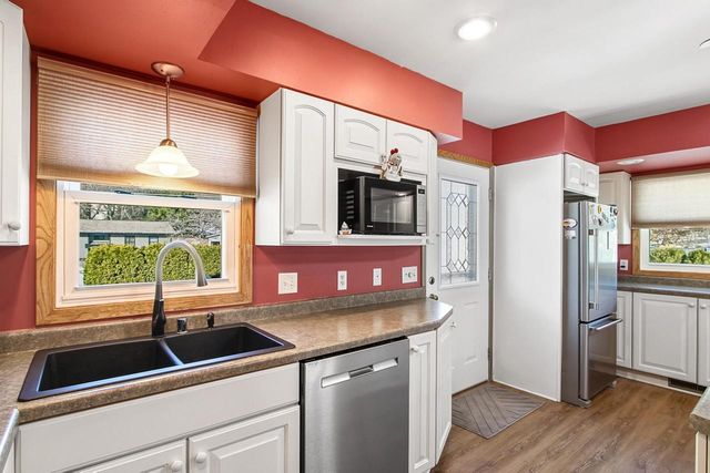 W10707 Airport Drive, Lodi, WI 53555