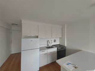 711 Kamuela Avenue, Honolulu, HI 96816