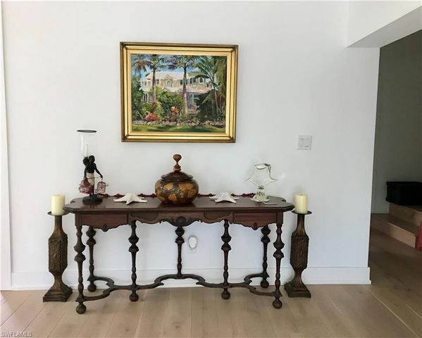 1280 Gordon DR C, Naples, FL 34102