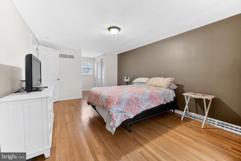 Image 28 of property listing at 3112 CENTER ST, Bethlehem, PA 18017