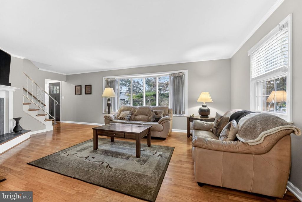 Image 5 of property listing at 3112 CENTER ST, Bethlehem, PA 18017