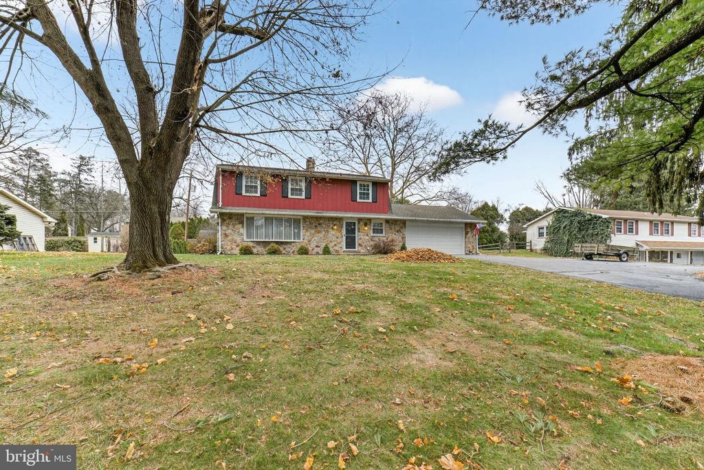 Image 50 of property listing at 3112 CENTER ST, Bethlehem, PA 18017