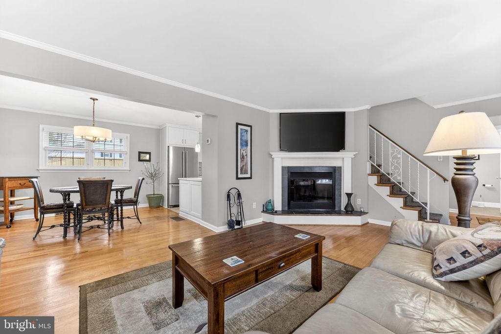 Image 8 of property listing at 3112 CENTER ST, Bethlehem, PA 18017