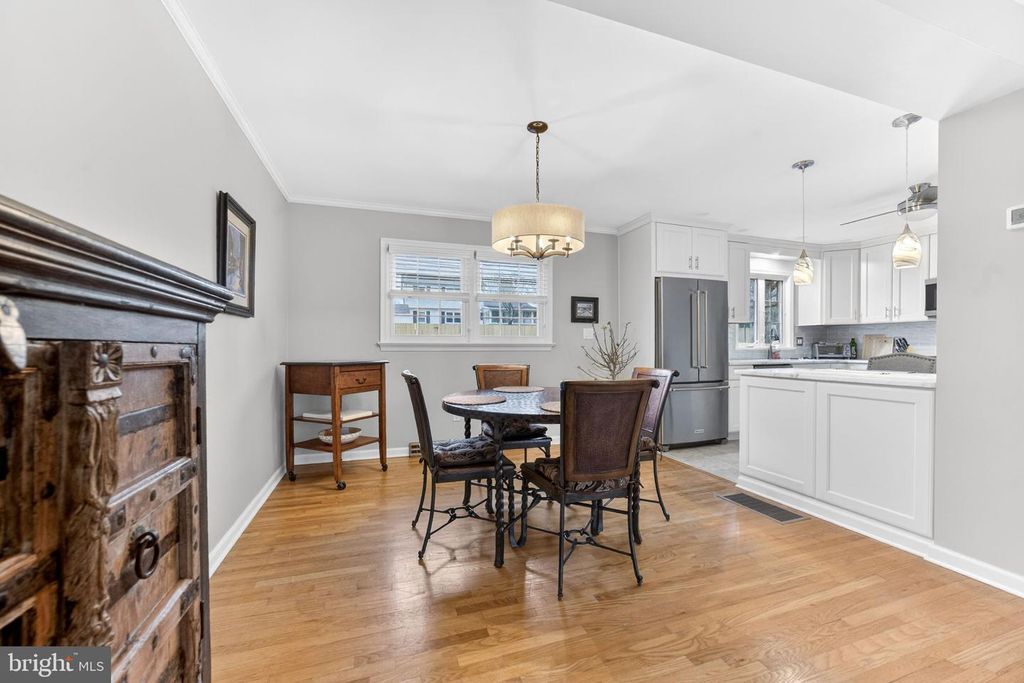 Image 9 of property listing at 3112 CENTER ST, Bethlehem, PA 18017