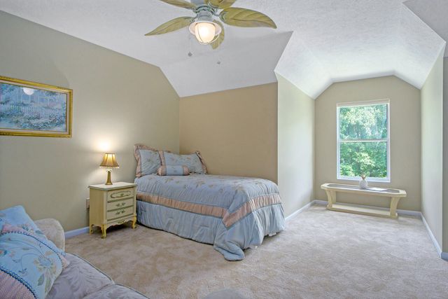 18501 148th Avenue, Spring Lake, MI 49456