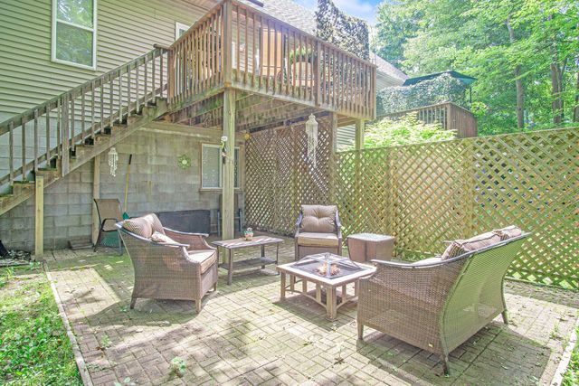 18501 148th Avenue, Spring Lake, MI 49456