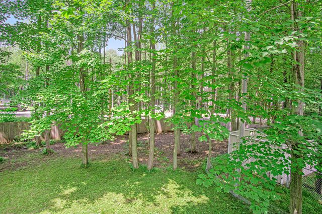 18501 148th Avenue, Spring Lake, MI 49456