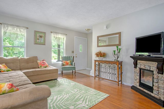 18501 148th Avenue, Spring Lake, MI 49456