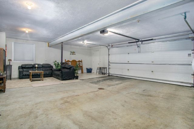 18501 148th Avenue, Spring Lake, MI 49456