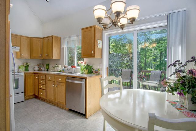 18501 148th Avenue, Spring Lake, MI 49456