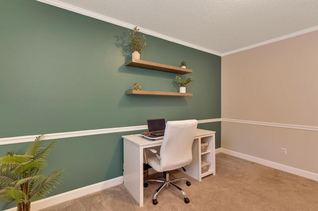 1001 Tsatanuga Road, Hixson, TN 37343