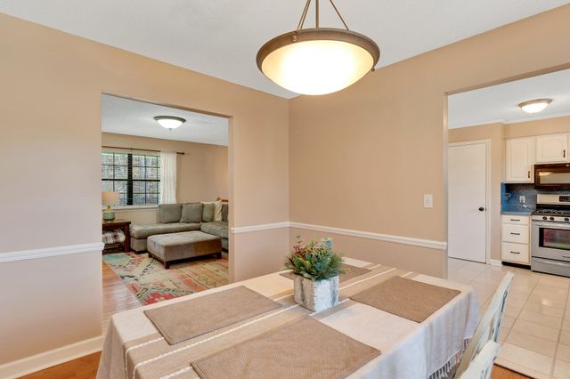 1001 Tsatanuga Road, Hixson, TN 37343